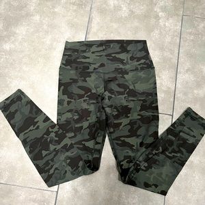 Lululemon Align Yoga pants - size 8 (28in)